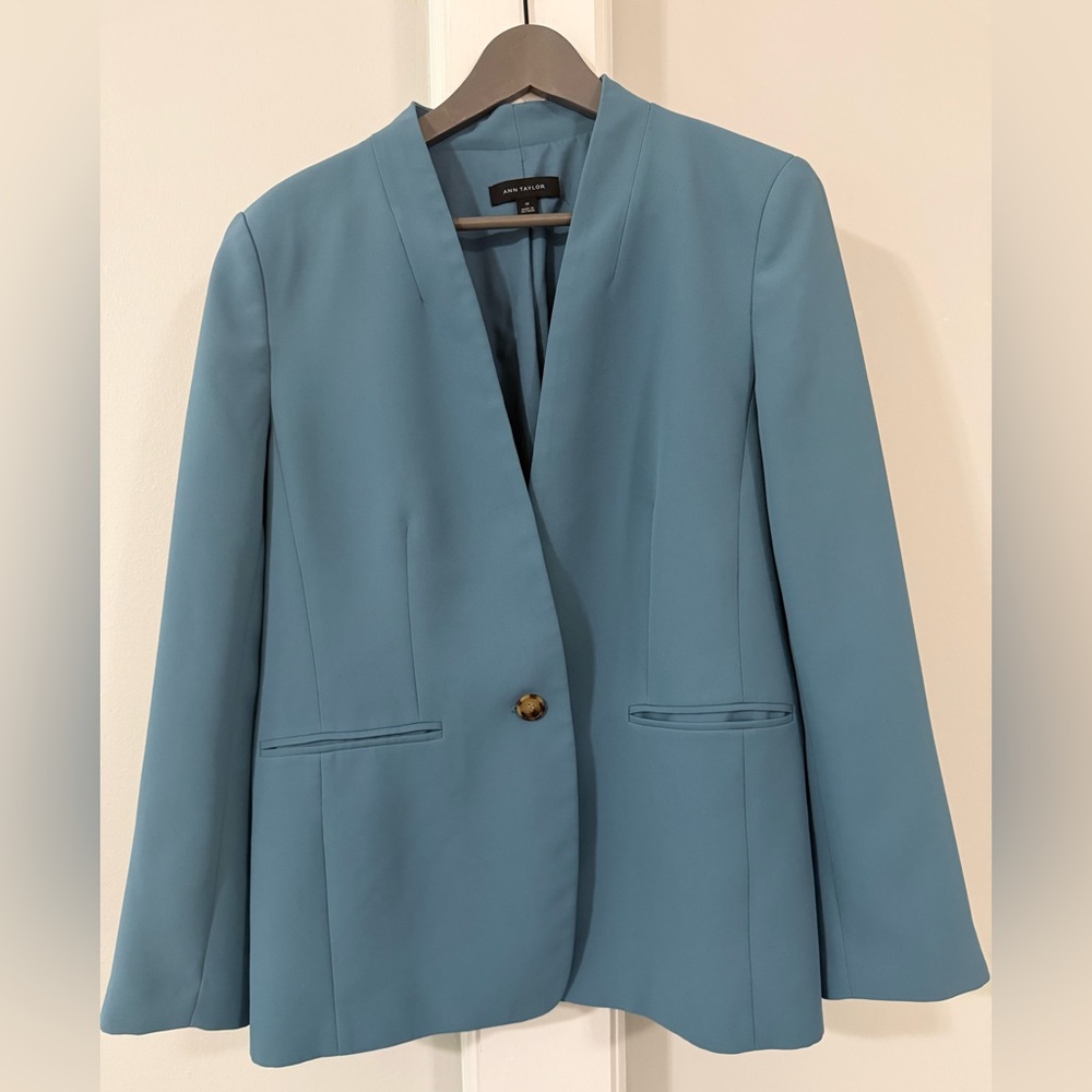 Ann Taylor long Cutaway Blazer in Fluid Crepe, Blue Echo, 10